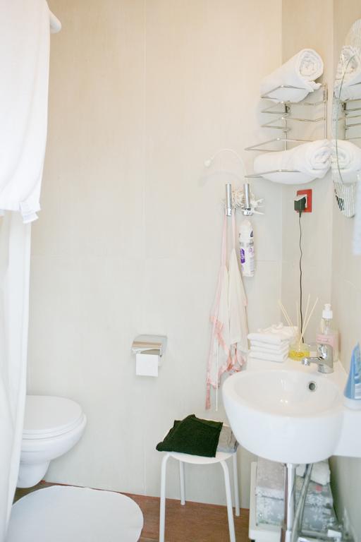 Apartamenty Hoza Attic Studio وارسو الغرفة الصورة