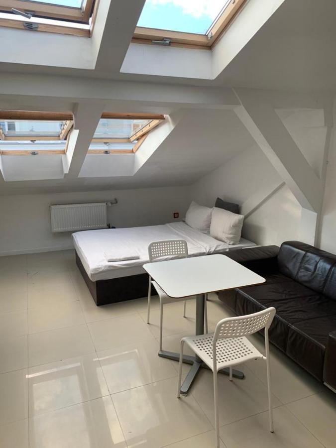 Apartamenty Hoza Attic Studio وارسو المظهر الخارجي الصورة